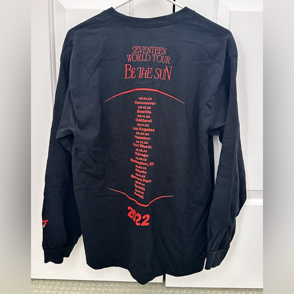SEVENTEEN world tour 2022 long sleeve tshirt